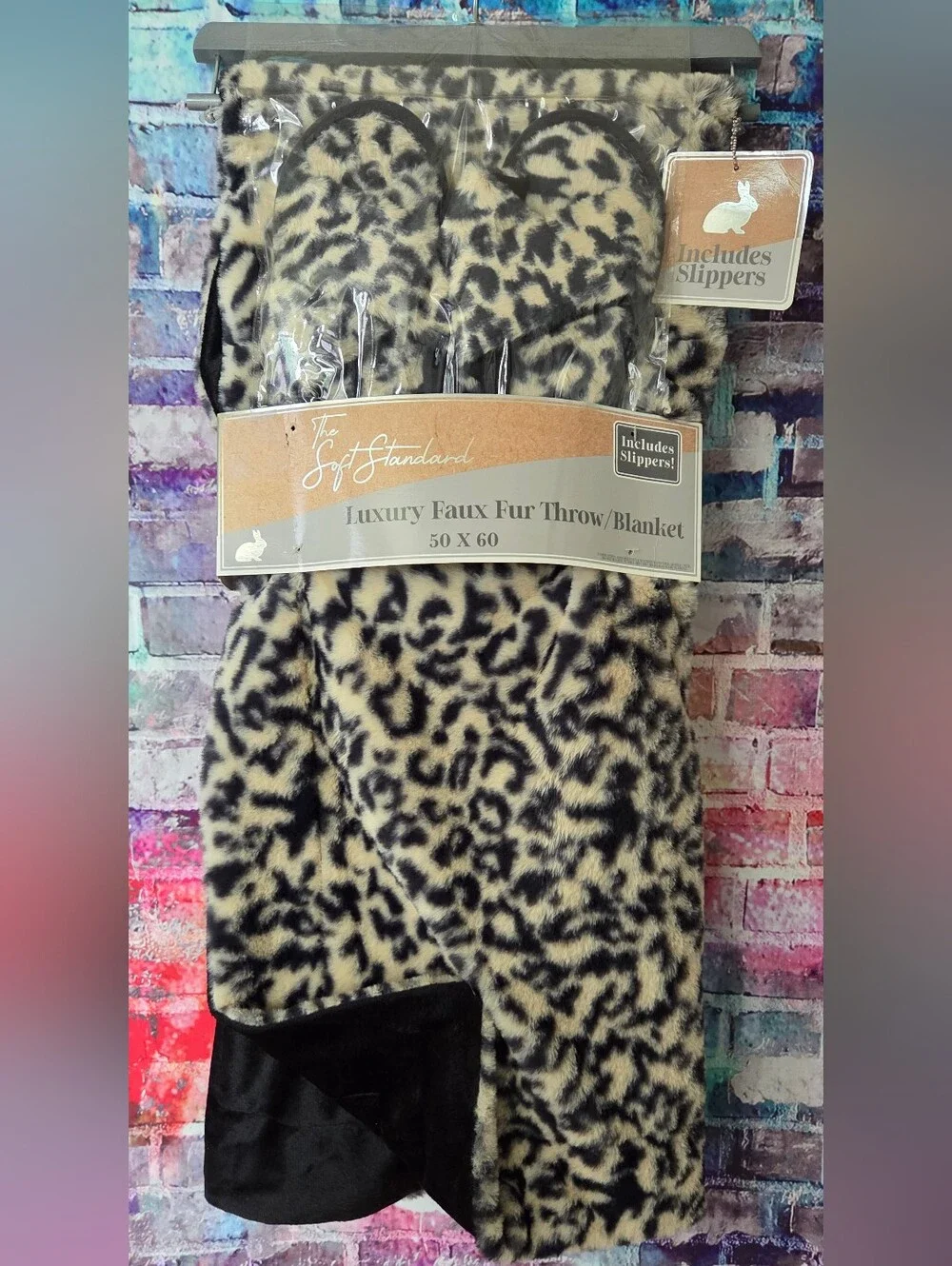 Luxury Leopard Print Faux Fur Throw Blanket- Slippers Included